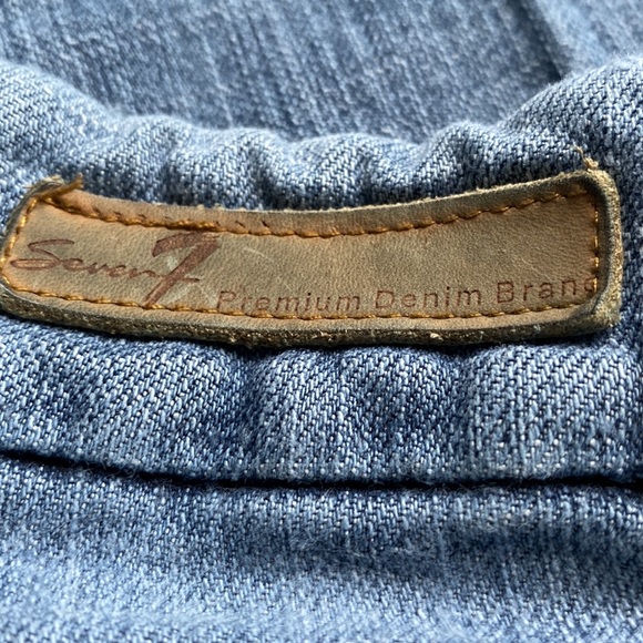 Seven7 jeans embroidered pockets 28 Regular boot cut - Picture 5 of 11